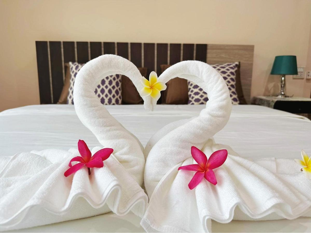 The Sun House Otel Hua Hin Dış mekan fotoğraf