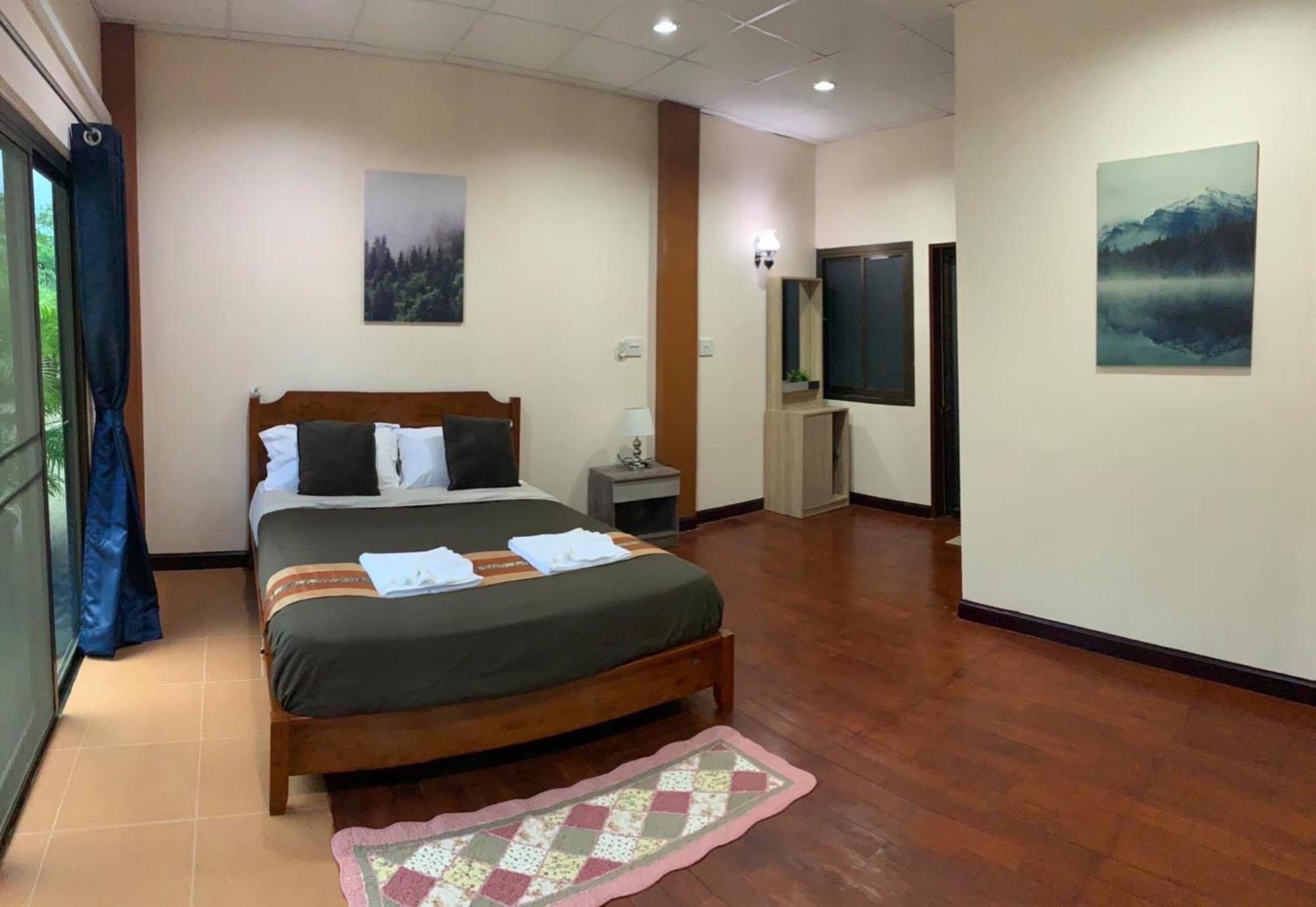 The Sun House Otel Hua Hin Dış mekan fotoğraf