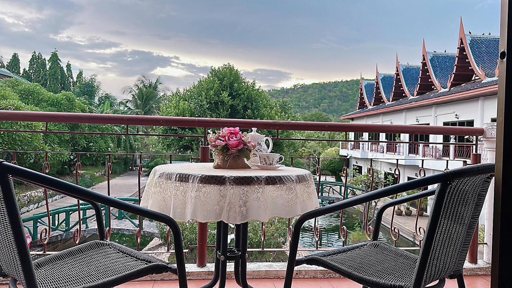 The Sun House Otel Hua Hin Dış mekan fotoğraf
